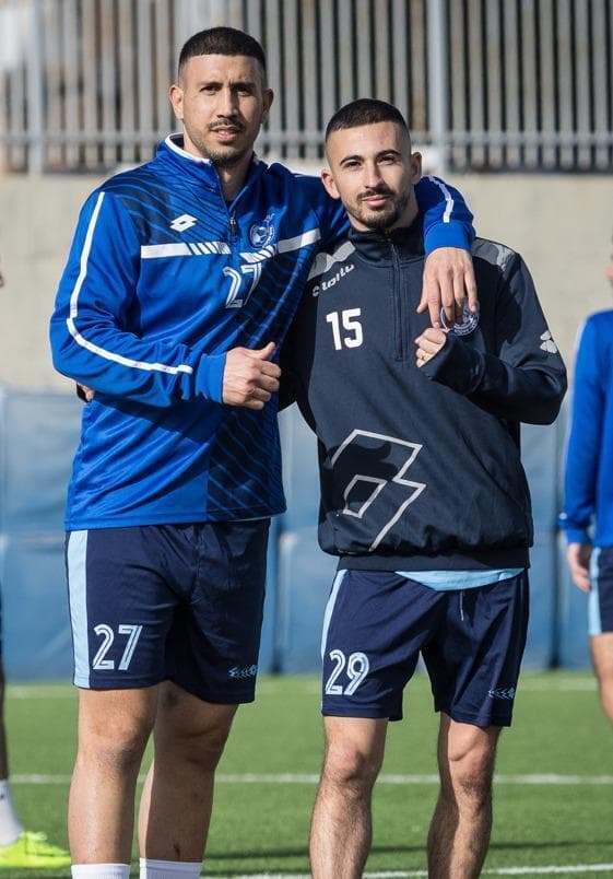 דולב אברג'יל ושליו אילוז 