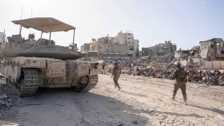 פינוי האוכלוסייה מבית החולים כמאל עדואן בעזה