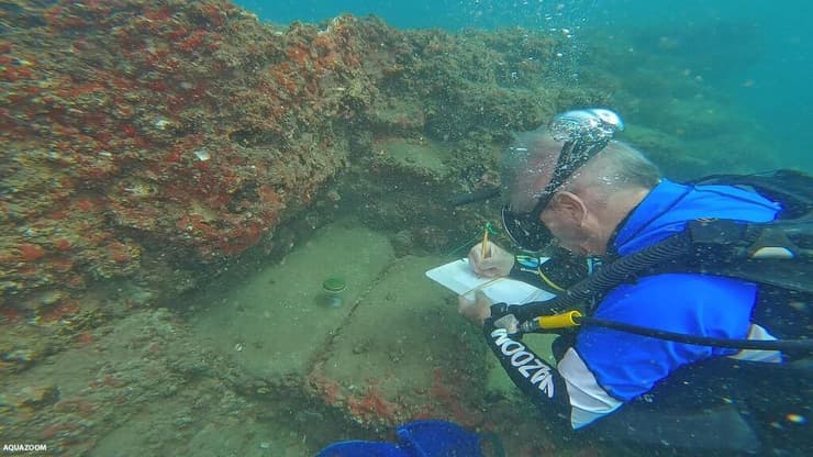 הספינה טבעה מול חופי קריית חיים (צילום: AQUAZOOM) הספינה טבעה מול חופי קריית חיים