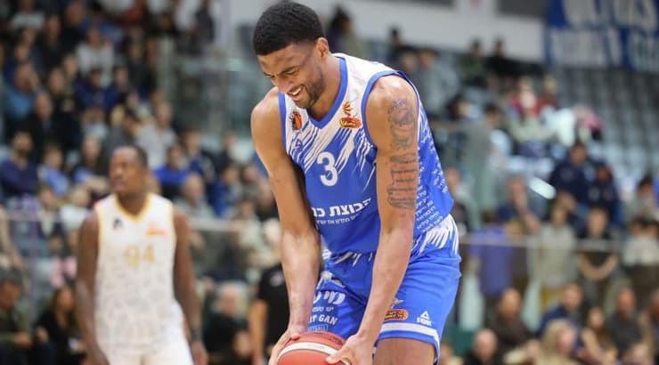 אמין סטיבנס