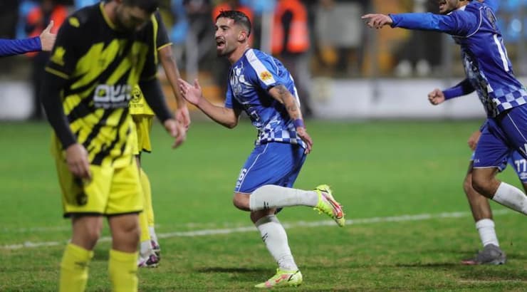 משה גולן בטירוף (עמרי שטיין) משה גולן בטירוף