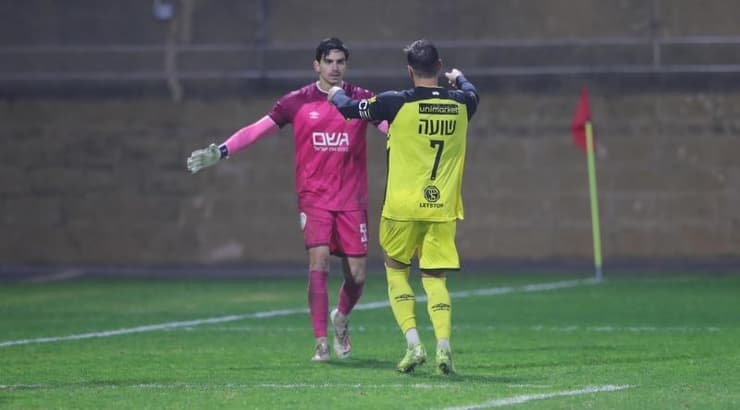 ירדן שועה ומיגל סילבה חוגגים (עמרי שטיין) ירדן שועה ומיגל סילבה חוגגים