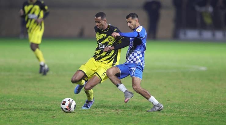 עמית חדד מול זוהר זסנו (עמרי שטיין) עמית חדד מול זוהר זסנו