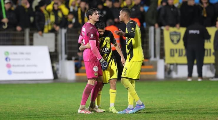 זוהר זסנו, נהוראי דבוש ומיגל סילבה (עמרי שטיין) זוהר זסנו, נהוראי דבוש ומיגל סילבה