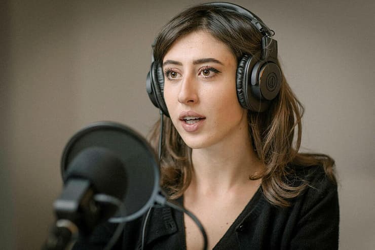 צ'צ'יליה סאלה עיתונאית מ איטליה עצורה ב איראן