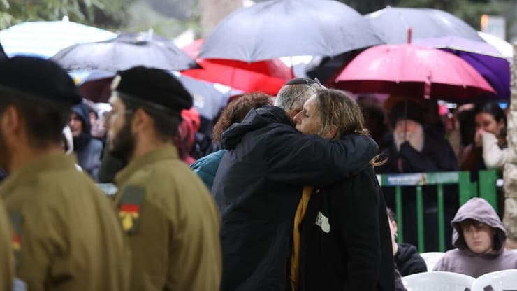 הלוויתו של סמ"ר יובל שהם ז"ל בבית העלמין הצבאי בהר הרצל