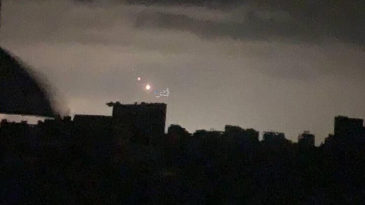 שיגור הרקטות מבית חאנון שבצפון רצועת עזה לעבר העוטף
