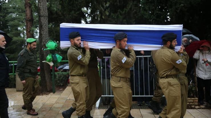  הלוויתו של סמ"ר יובל ז"ל שהם בבית העלמין הצבאי בהר הרצל