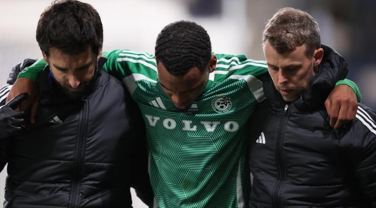 קסנדר סברינה יורד פצוע