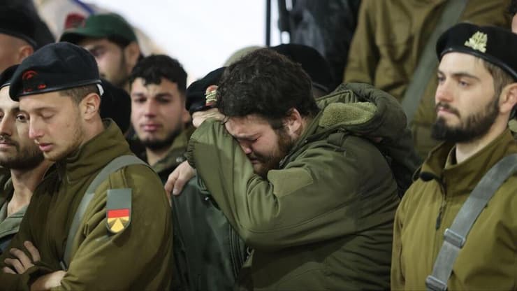 הלוויתו של סמ"ר יובל שהם ז"ל בבית העלמין הצבאי בהר הרצל