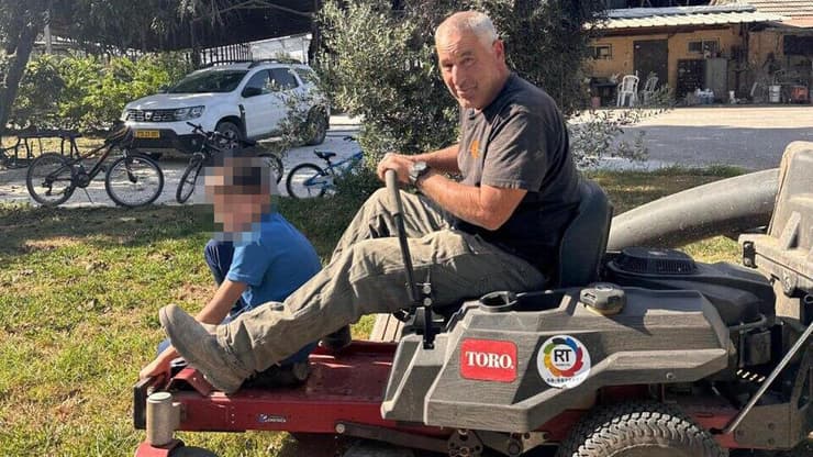 "רק לפני חודש נולד נכדו הראשון". ניר פלק ז"ל. (צילום: באדיבות המשפחה ) ניר פלק