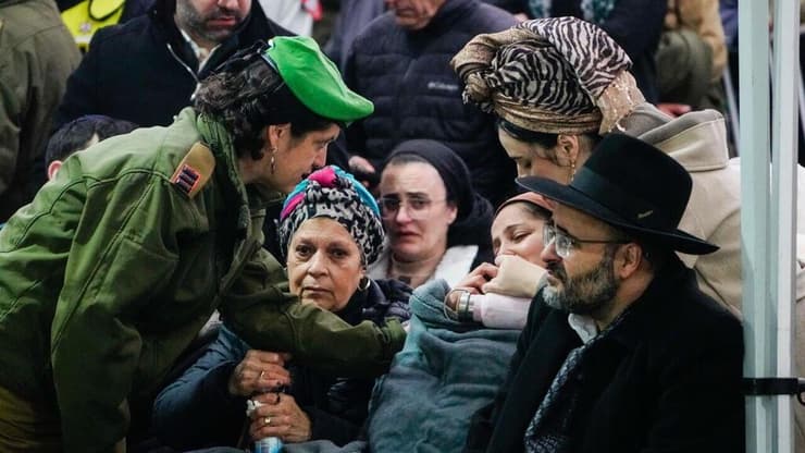 הלווייתו של סמל אוריאל פרץ ז"ל בהר הרצל