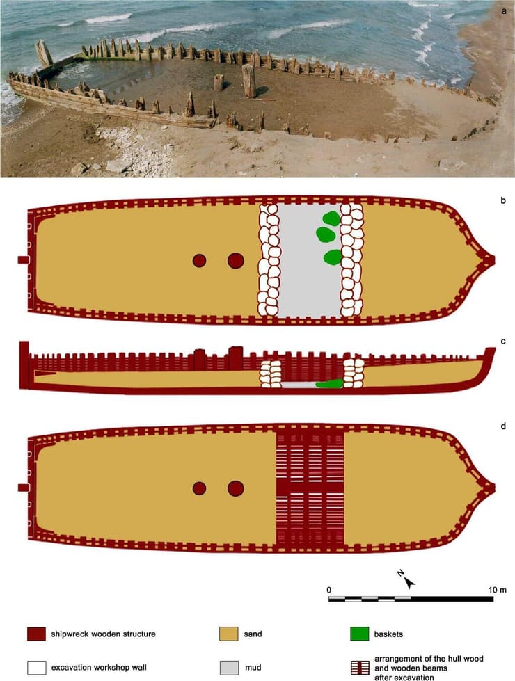 שרידי הספינה הטרופה, שהתגלו לאורך החוף הדרומי של הים הכספי, בשטחה של פרובינציית מזנדראן שבאיראן