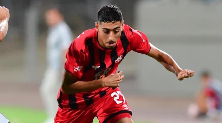 מהאדום של ר"ג לאדום של ת"א. בוסקילה (חגי מיכאלי, ONE) מהאדום של ר"ג לאדום של ת"א. בוסקילה