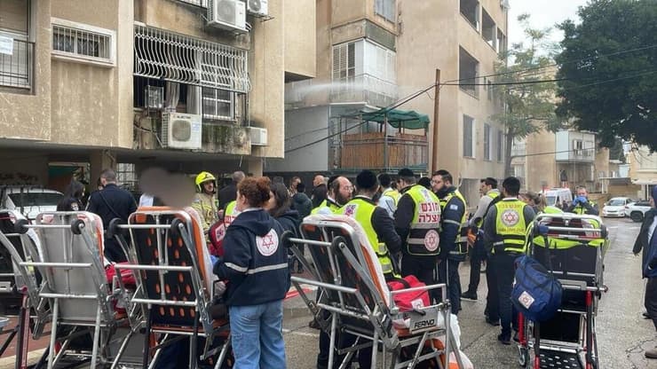 שריפה בבניין מגורים בבני ברק