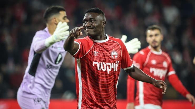 היה שווה את כל השערים שלא נכבשו קודם לכן. קאנגווה (צילום: עוז מועלם) קינגס קאנגווה