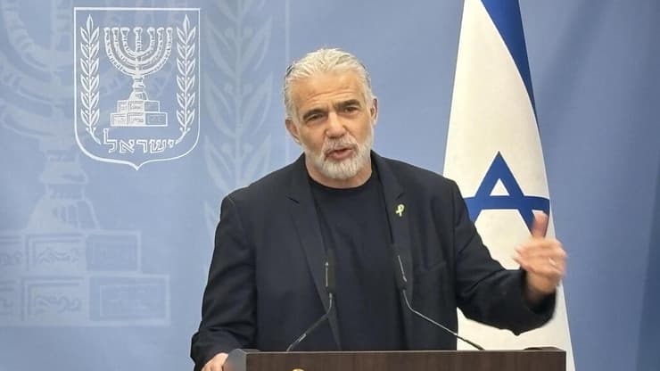 יאיר לפיד בהצהרה בישיבת הסיעה של יש עתיד