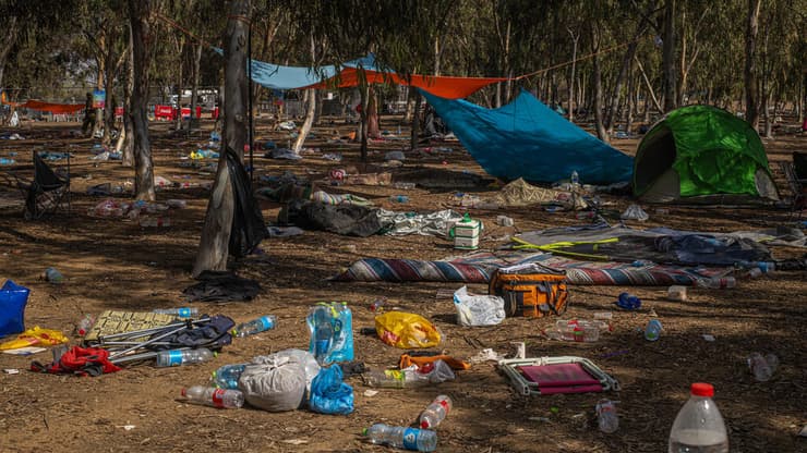 אתר מסיבת נובה אחרי מתקפת החמאס. צולם סמוך לקיבוץ רעים, 23 באוקטובר 2023
