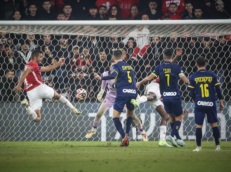 כמעט הכריע את המשחק. ויטור