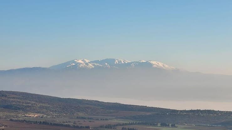 "גלישת עננים" במנרה