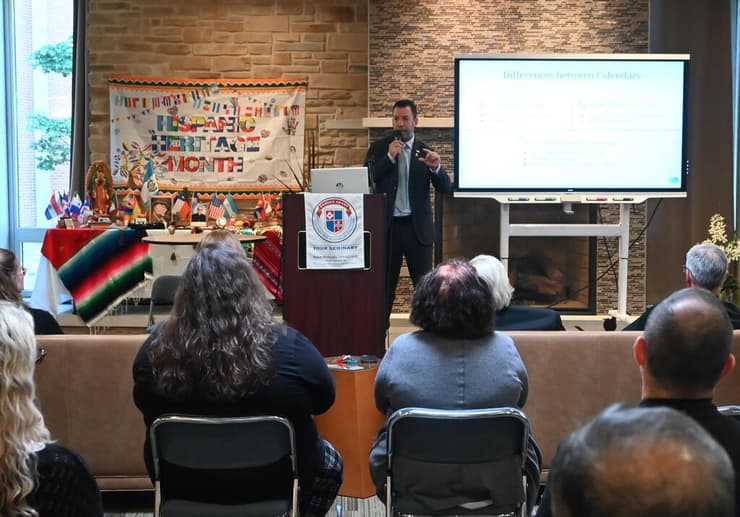 לירן ג'רסי בהרצאה