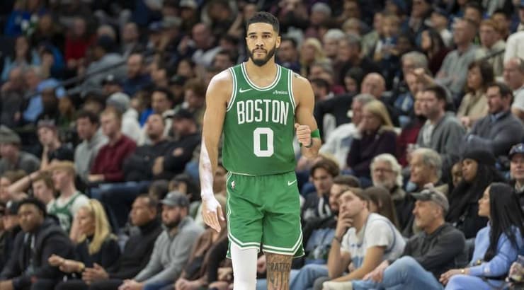 ג'ייסון טייטום חוגג (רויטרס) ג'ייסון טייטום חוגג