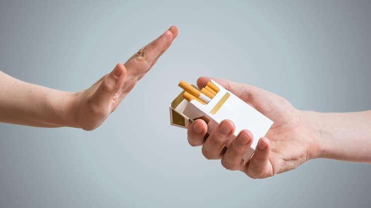 עישון סיגריות