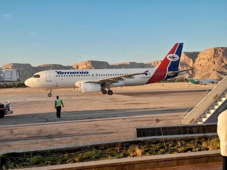 מטוס של ימנייה חברת התעופה הלאומית של תימן (צילום: דוד, שם בדוי) מטוס של ימנייה חברת התעופה הלאומית של תימן