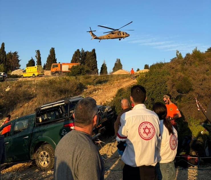 חילוץ אדם שנפל לבור בעומק 15 מטרים בפארק הכרמל