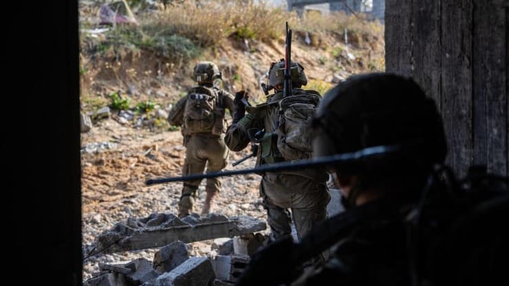 תיעוד של כוחות חטיבת כפיר במבצע בשכונת הקצינים בצפון רצועת עזה בה התבצרו מפקדי ארגון הטרור חמאס