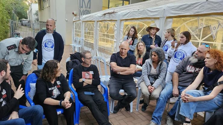 השבעה של עומר נאוטרה החייל שנחטף לעזה וגופתו מוחזקת בשבי החמאס