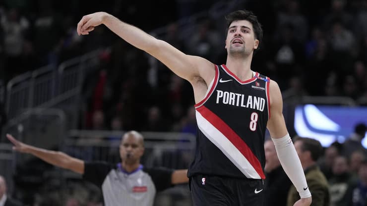 עוד משחק נהדר. אבדיה (צילום: AP Photo/Morry Gash) אבדיה