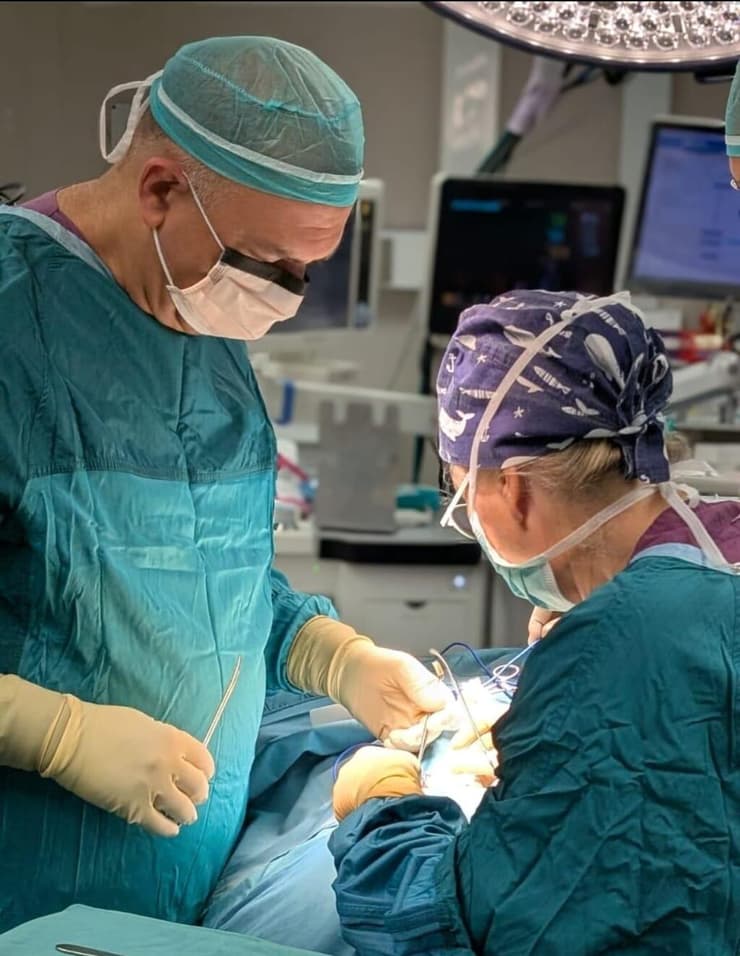 השתלת קוצב סקראלי, אסף הרופא, שמיר