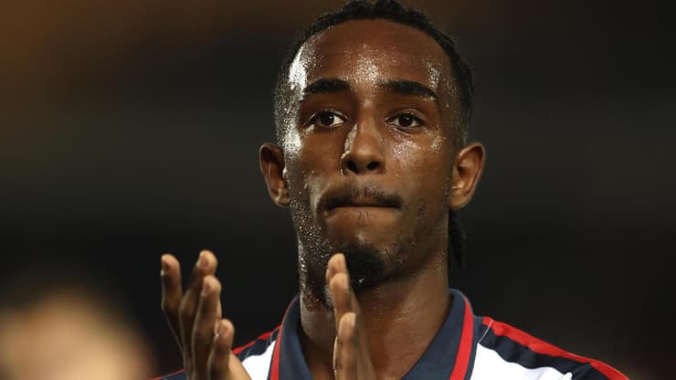 שחקן גנואה ליאור קאסה