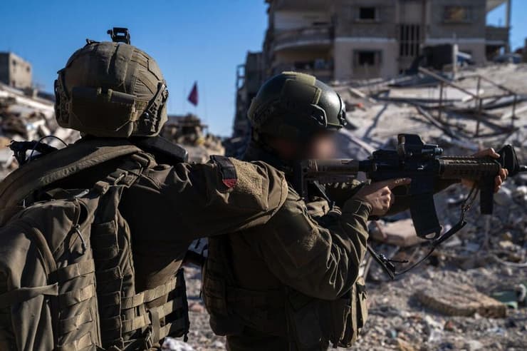 "עבודה אינטנסיבית וסיזיפית". לוחמי סיירת גבעתי בג'באליה (צילום: דובר צה"ל ) תיעוד מלב ג'באליה: מחבלי חמאס וגא״פ מחוסלים ונכנעים ללוחמי סיירת גבעתי שחיסלו מפקד פלוגה בחמאס שפשט לשטח הארץ ב-7 באוקטובר