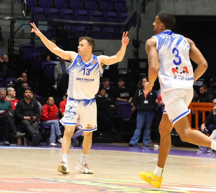 בר"ג חושבים על המשחק המכריע בליגת האלופות. רועי הובר (צילום: יפית כחלון באדיבות מכבי קבוצת כנען רמת גן) שחקן מכבי ר"ג רועי הובר