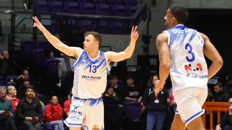 מכבי ר"ג חזרה בה מהאיום לא להופיע. רועי הובר (צילום: יפית כחלון באדיבות מכבי קבוצת כנען רמת גן) שחקן מכבי ר"ג רועי הובר