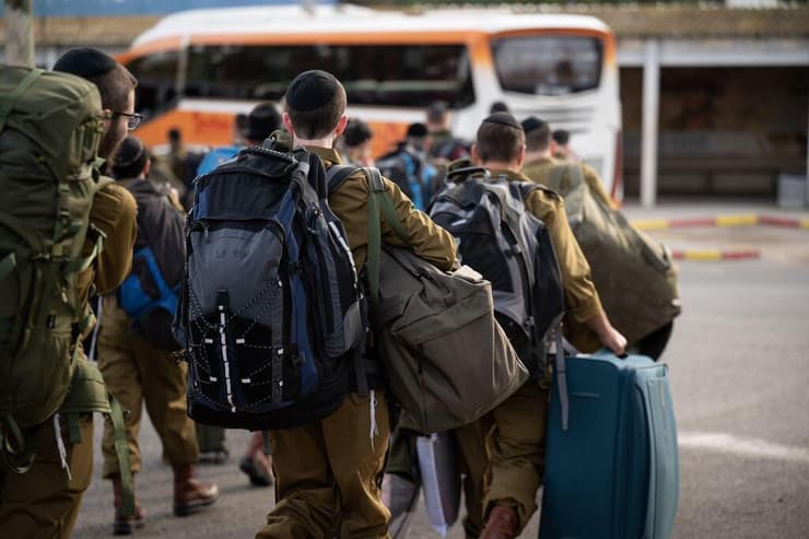 תיעוד מההכנות של צה"ל לגיוס החרדים לחטיבת החשמונאים במחנה ״תבץ״