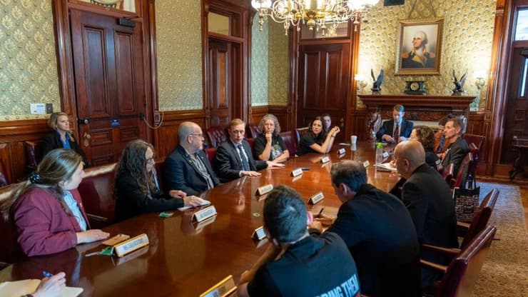 רונן ואורנה, הוריו של עומר נאוטרה ז"ל בבית הלבן 