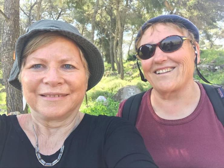 רחל כהן ועליזה רייז ז"ל שנרצחו בפיגוע בשומרון 