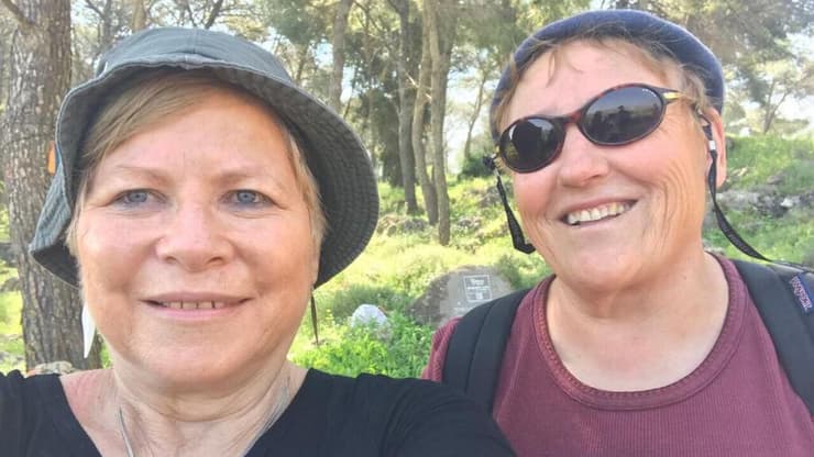 רחל כהן ועליזה רייז ז"ל שנרצחו בפיגוע בשומרון 