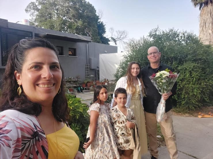 בתאל סויסה-כהן ומשפחתה