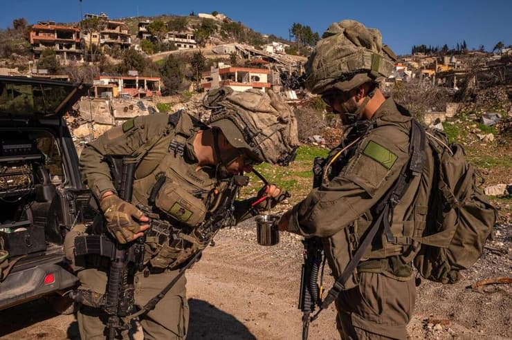 יואב קרן בלבנון עם גולני