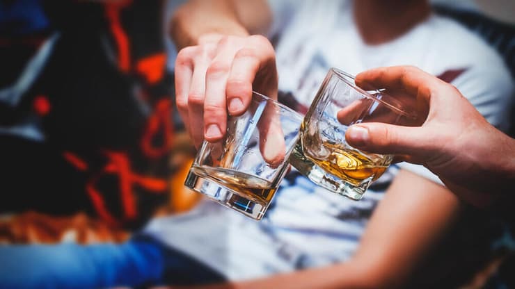 שתיית אלכוהול