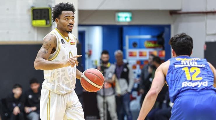 ג'יילן לאקיו (לילך וויס-רוזנברג) ג'יילן לאקיו