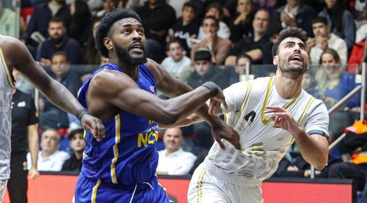 נועם אביבי מול טרביון וויליאמס (לילך וויס-רוזנברג) נועם אביבי מול טרביון וויליאמס