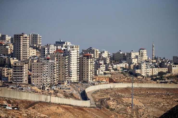 שועפט (צילום: עמית שאבי) בנייה לא חוקית במזרח ירושלים