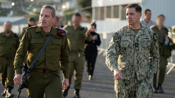 סגן מפקד פיקוד המרכז בצבא ארה"ב אדמירל בראד קופר בביקור בבסיס נבטים בהשתתפות סגן ראש המטה הכללי, אלוף אמיר ברעם