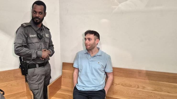 הנגד ארי רוזנפלד שנאשם בפרשת המסמכים הסודיים