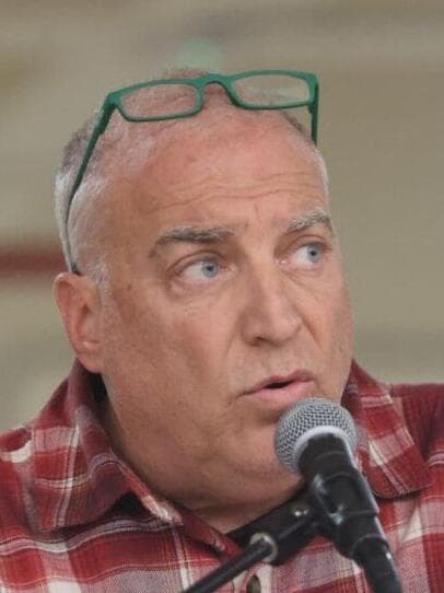 איל אשל, אביה של רוני ז"ל באירוע הצדעה לתצפיתניות בפתח תקווה